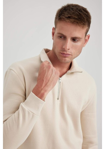 Comfort Regular Fit Rahat Kalıp Fermuarlı Dik Yaka Basic Sweatshirt X7405AZ23AU