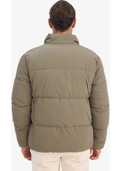 Su İtici Rüzgar Geçirmez Dik Yaka Astarlı Fermuarlı Cepli Kışlık Mont F0307AX25WN