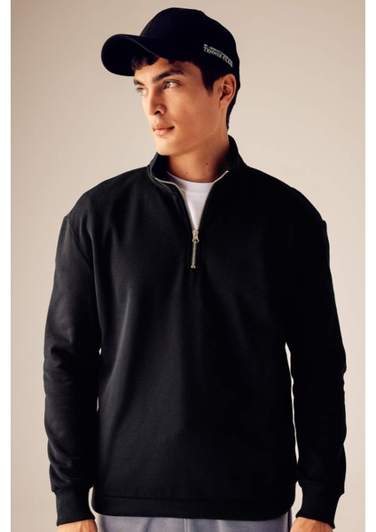 Comfort Regular Fit Rahat Kalıp Fermuarlı Dik Yaka Basic Düz Sweatshirt X7405AZ23AU