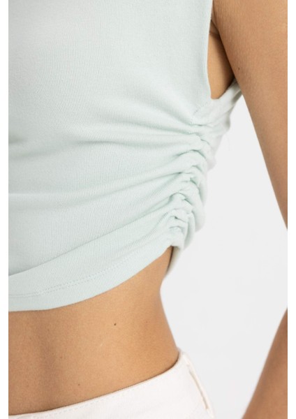 Slim Fit Dar Kesim Bisiklet Yaka Basic Düz Kolsuz Tişört A9420AX24SP