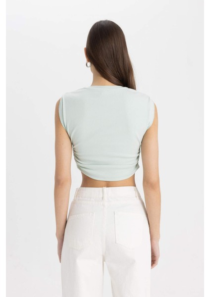 Slim Fit Dar Kesim Bisiklet Yaka Basic Düz Kolsuz Tişört A9420AX24SP