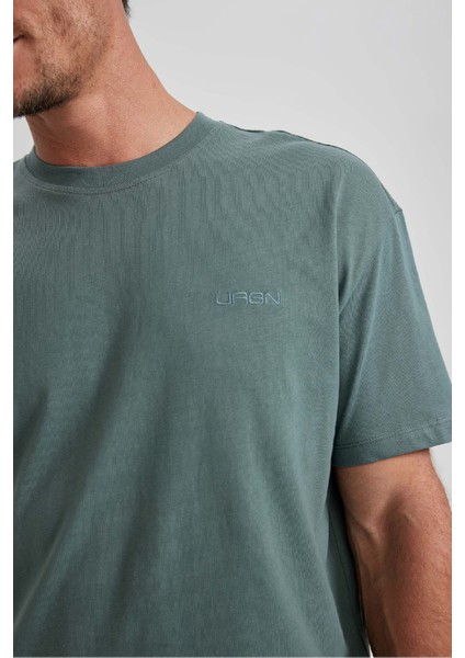 Erkek Yeşil Regular Fit Düz Kesim Bisiklet Yaka %100 Pamuk Kısa Kollu Tişört B0662AXNS