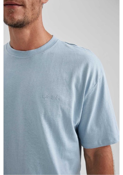 Erkek Mavi Regular Fit Düz Kesim Bisiklet Yaka %100 Pamuk Kısa Kollu Tişört B0662AXNS