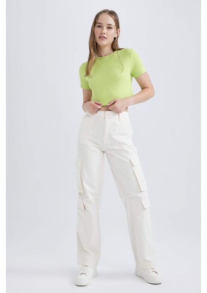 Kadın Yeşil Fitted Bisiklet Yaka Düz Basic Pamuklu Kısa Kollu Tişört B0688AXNS