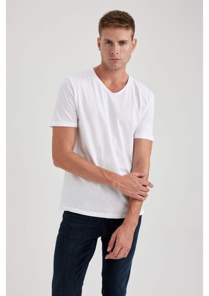 %100 Pamuk Slim Fit Dar Kesim V Yaka Kısa Kollu Tişört B0646AXNS
