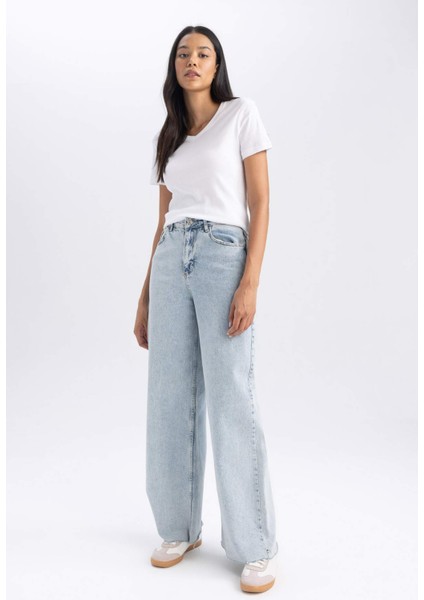 Kadın Beyaz Slim Fit Dar Kesim V Yaka Düz Basic %100 Pamuk Kısa Kollu Tişört B0647AXNS