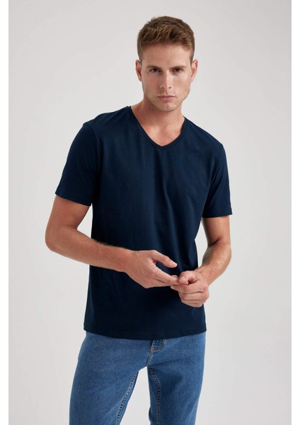 %100 Pamuk Slim Fit Dar Kesim V Yaka Kısa Kollu Tişört B0646AXNS
