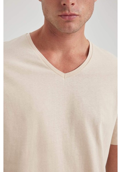 %100 Pamuk Slim Fit Dar Kesim V Yaka Kısa Kollu Tişört B0646AXNS