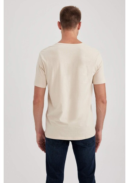 %100 Pamuk Slim Fit Dar Kesim V Yaka Kısa Kollu Tişört B0646AXNS