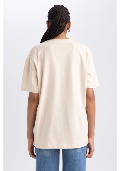 Kadın Bej Oversize Fit Geniş Kesim Bisiklet Yaka Basic Düz %100 Pamuk Kısa Kollu Tişört B0648AXNS