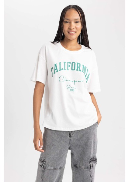 Oversize Geniş Kalıp Bisiklet Yaka Kısa Kollu Tişört B0661AXNS