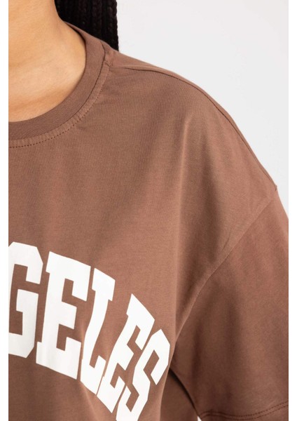 Oversize Geniş Kalıp Bisiklet Yaka Kısa Kollu Tişört B0661AXNS