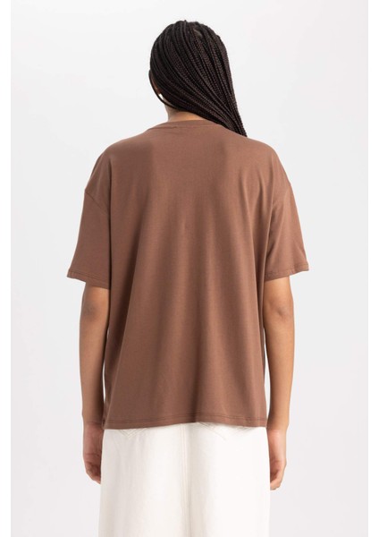 Oversize Geniş Kalıp Bisiklet Yaka Kısa Kollu Tişört B0661AXNS