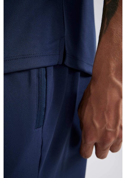 Fit Slim Fit Dar Kesim Sporcu Standart Paça Şort V3030AZ23AU