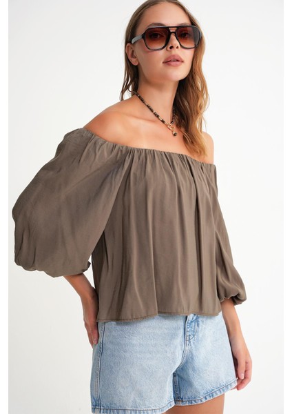 4706 Kadın Sırtı Açık Balon Kol Straplez Bluz Haki fırsatları
