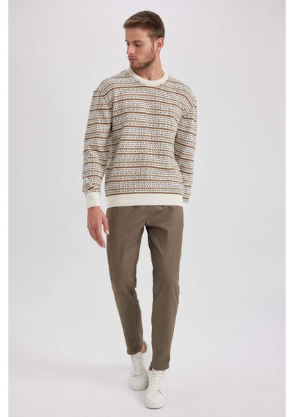 Standart Fit Normal Kesim Desenli Bisiklet Yaka Triko Kazak B1448AX23WN