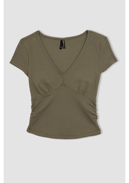 Slim Fit Dar Kesim V Yaka Fitilli Kaşkorse Kısa Kollu Tişört B2022AX23HS