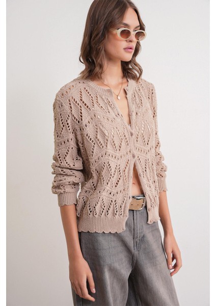 6934 Kadın Baklava Desenli Mevsimlik Ajurlu Hırka Camel modelleri