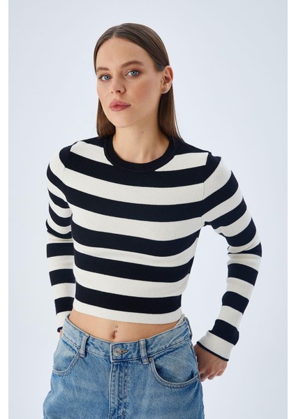6644 Kadın Bisiklet Yaka Çizgili Kazak Siyah