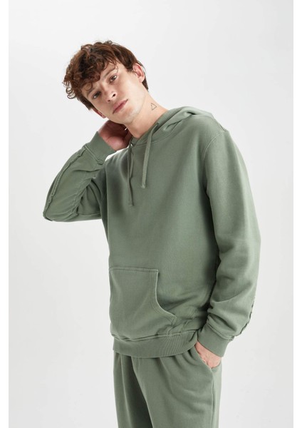 Regular Fit Kapüşonlu Yıkamalı Soluk Efektli Kanguru Cepli Sweatshirt B1118AX23AU