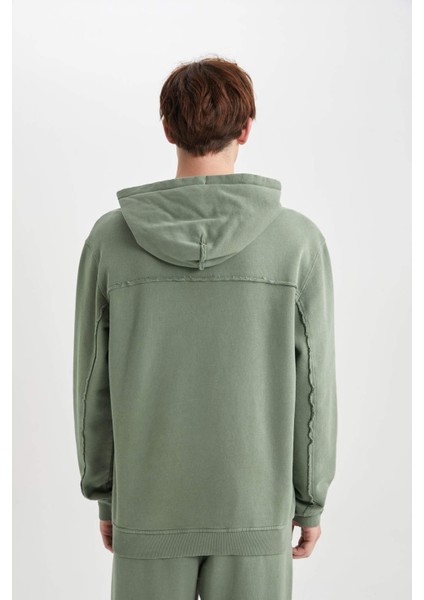 Regular Fit Kapüşonlu Yıkamalı Soluk Efektli Kanguru Cepli Sweatshirt B1118AX23AU