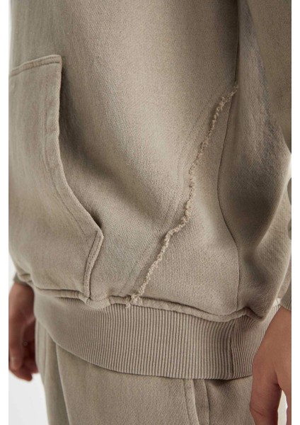 Regular Fit Kapüşonlu Yıkamalı Soluk Efektli Kanguru Cepli Sweatshirt B1118AX23AU