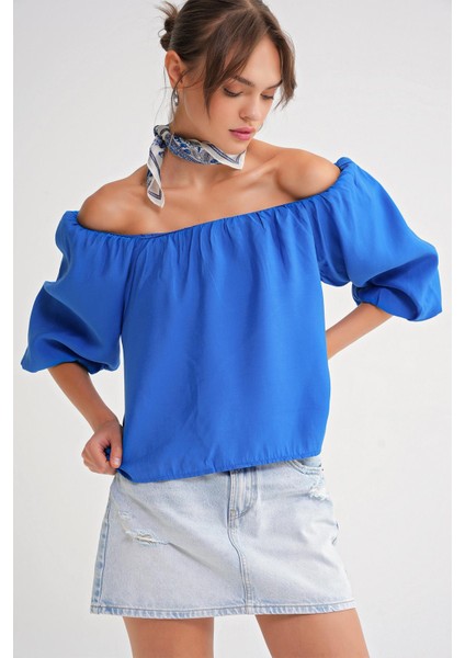 4706 Kadın Sırtı Açık Balon Kol Straplez Bluz Saks Mavi modelleri