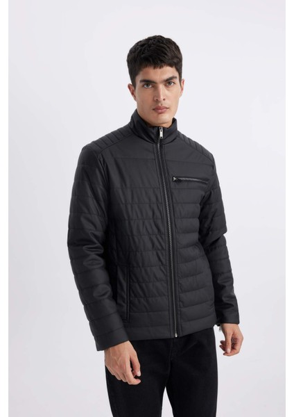 Su İtici Slim Fit Dar Kesim Dik Yaka Fermuarlı Cepli Suni Deri Ceket Mont B3568AX24SP