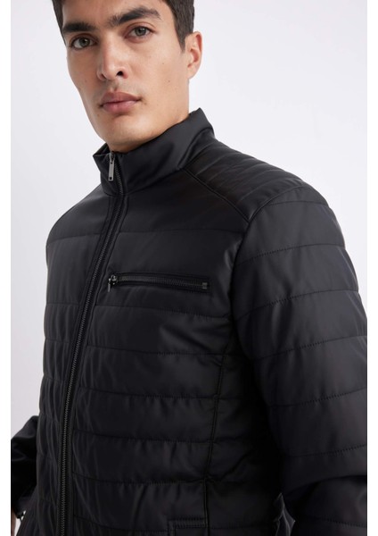 Su İtici Slim Fit Dar Kesim Dik Yaka Fermuarlı Cepli Suni Deri Ceket Mont B3568AX24SP