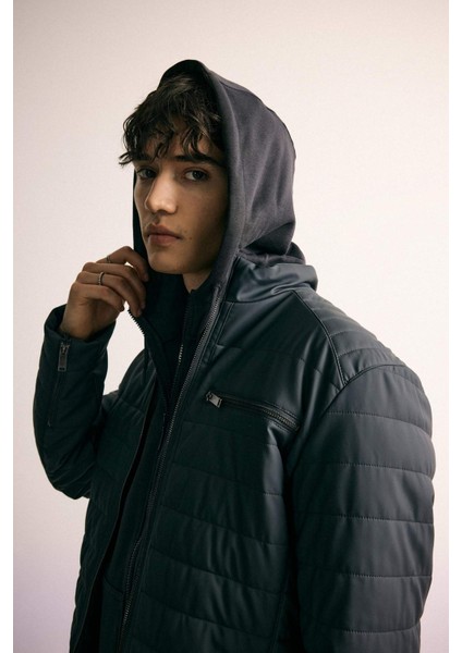 Su İtici Slim Fit Dar Kesim Dik Yaka Fermuarlı Cepli Suni Deri Ceket Mont B3568AX24SP