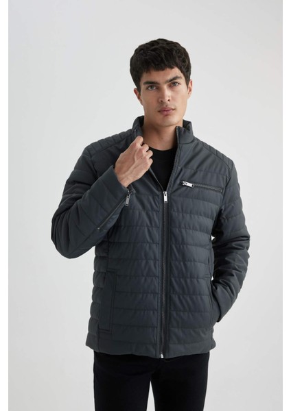 Su İtici Slim Fit Dar Kesim Dik Yaka Fermuarlı Cepli Suni Deri Ceket Mont B3568AX24SP
