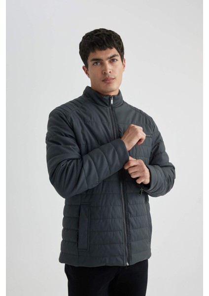 Su İtici Slim Fit Dar Kesim Dik Yaka Fermuarlı Cepli Suni Deri Ceket Mont B3568AX24SP