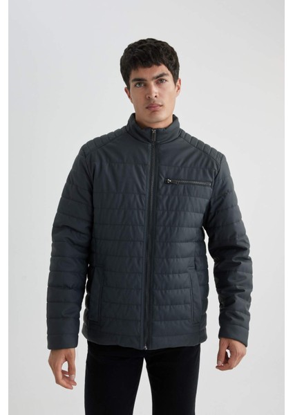 Su İtici Slim Fit Dar Kesim Dik Yaka Fermuarlı Cepli Suni Deri Ceket Mont B3568AX24SP