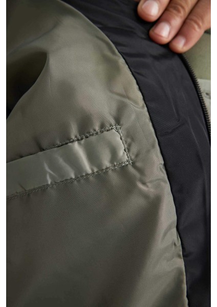 Fit Su İtici Şişme Mont Rüzgar Geçirmez Oversize Geniş Kalıp Fermuarlı Cepli Y7376AZ24SP