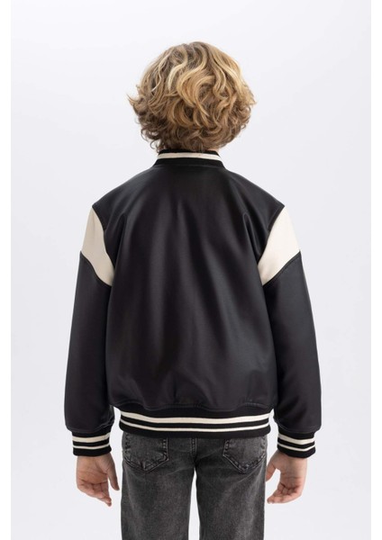 Erkek Çocuk Su İtici Kolej Yaka Çıtçıt Kapamalı Çift Cepli Mevsimlik Suni Deri Bomber Mont Ceket