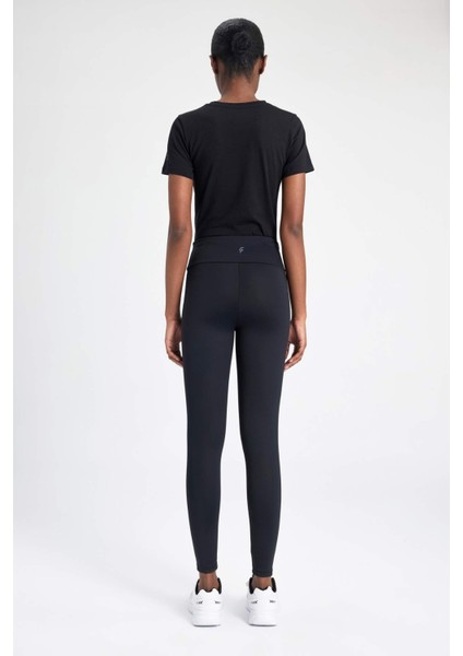 Fit Toparlayıcı Sporcu Tayt