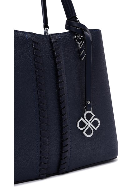 Kadın Lacivert Uzun Askılı Klasik Kol Çantası 25WBD2833FT