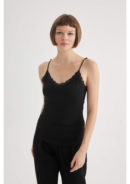Regular Fit Dantel Detaylı İnce Askılı Pamuklu Siyah İç Atlet-Fall in Love Y5360AZ24SP