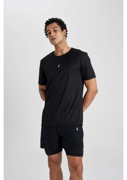 Fit Slim Fit Dar Kesim Bisiklet Yaka Baskılı Sporcu Kısa Kollu Tişört