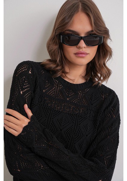 6867 Kadın Kare Desen Ajurlu Triko Kazak Siyah fırsatları