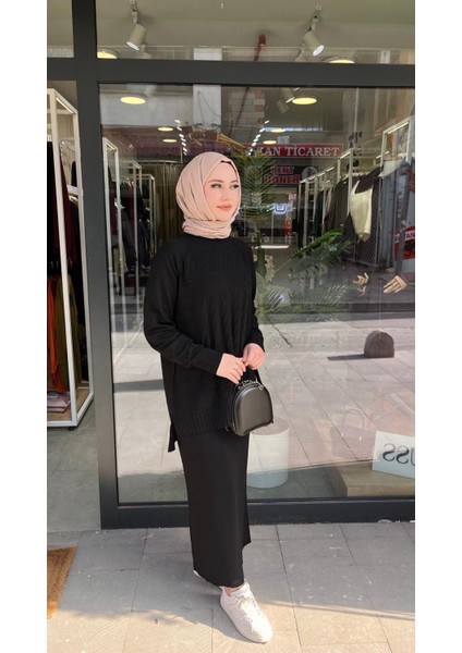 1350 Kazayağı Desenli Takım Siyah modelleri