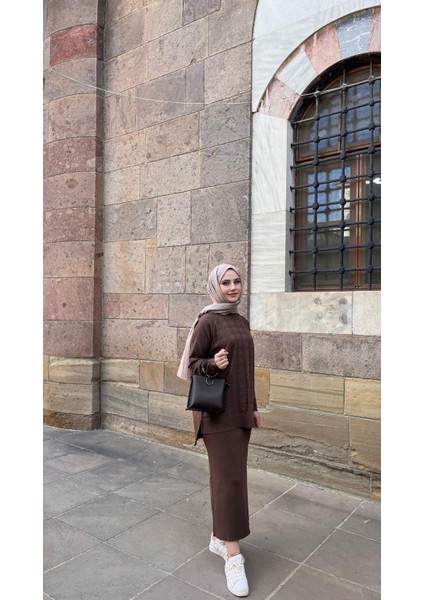 1350 Kazayağı Desenli Takım Kahve