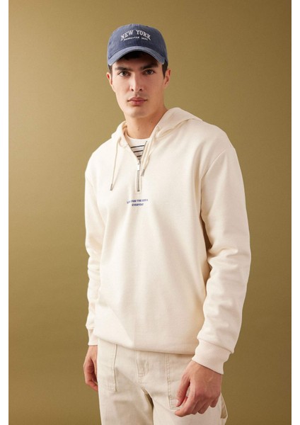 Oversize Geniş Kalıp Kapüşonlu Fermuarlı Sırt Baskılı Sweatshirt B4805AX24SP