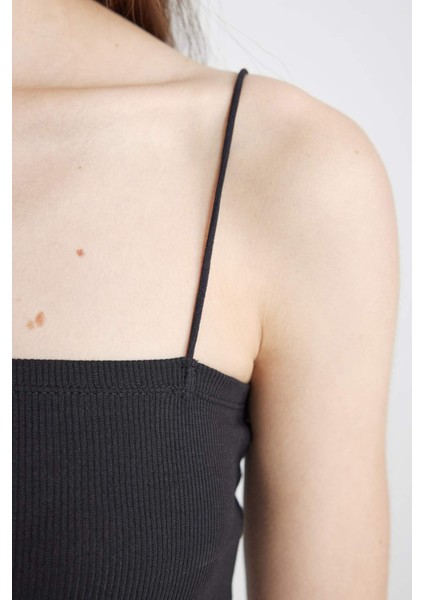 Coool Fitted İp Askılı Pamuklu Crop Basic Düz Atlet U0358AZ24SM