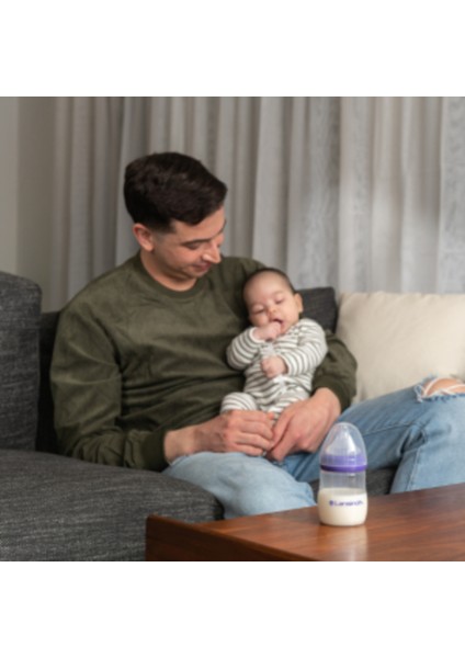 Mor Renkli, 240 Ml, Silikon Uçlu, Doğal Dalga Tasarımlı Bebek Biberonu