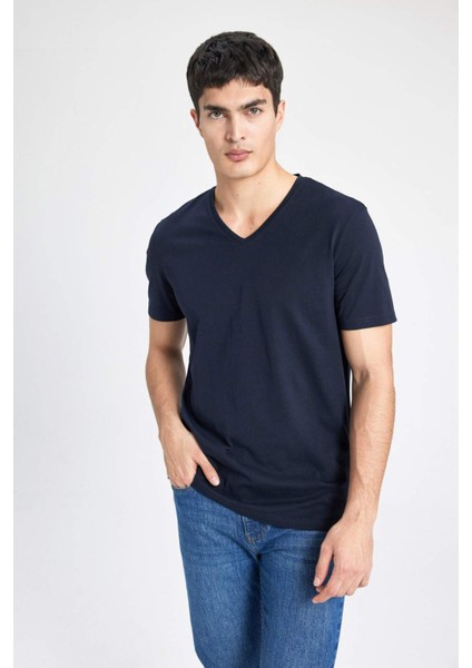 %100 Pamuk Slim Fit Dar Kesim V Yaka Basic Düz Kısa Kollu Tişört M7668AZ24SP