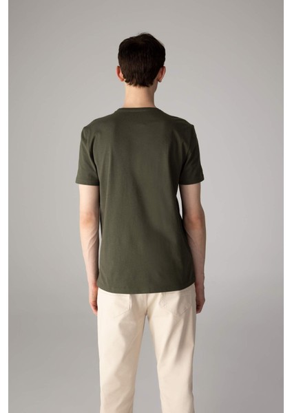 %100 Pamuk Slim Fit Dar Kesim V Yaka Basic Düz Kısa Kollu Tişört M7668AZ24SP