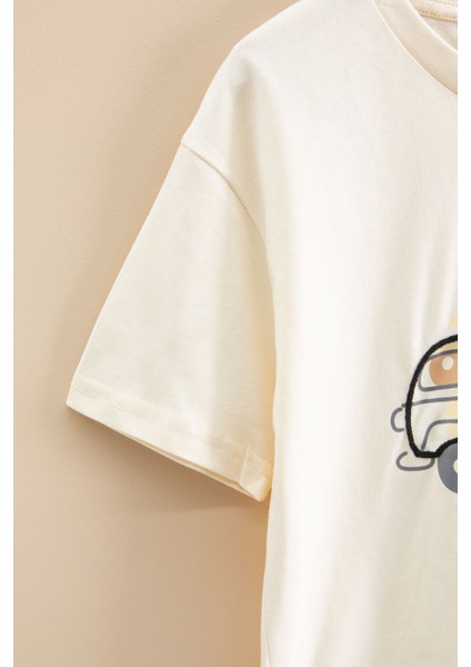 Krem Araba Baskılı Bisiklet Yaka Erkek Çocuk Kısa Kol Tişört 20924 modelleri