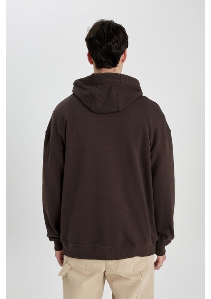 Erkek Kahverengi Oversize Fit Geniş Kesim Basic Düz Pamuklu Kapüşonlu Sweatshirt B7849AXNS