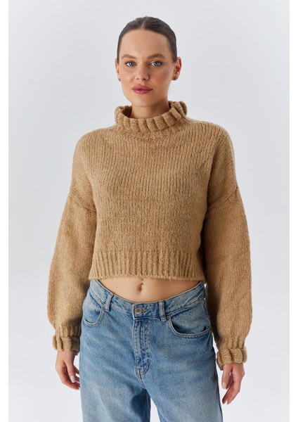 6883 Kadın Fırfır Detay Crop Triko Kazak Camel indirimleri